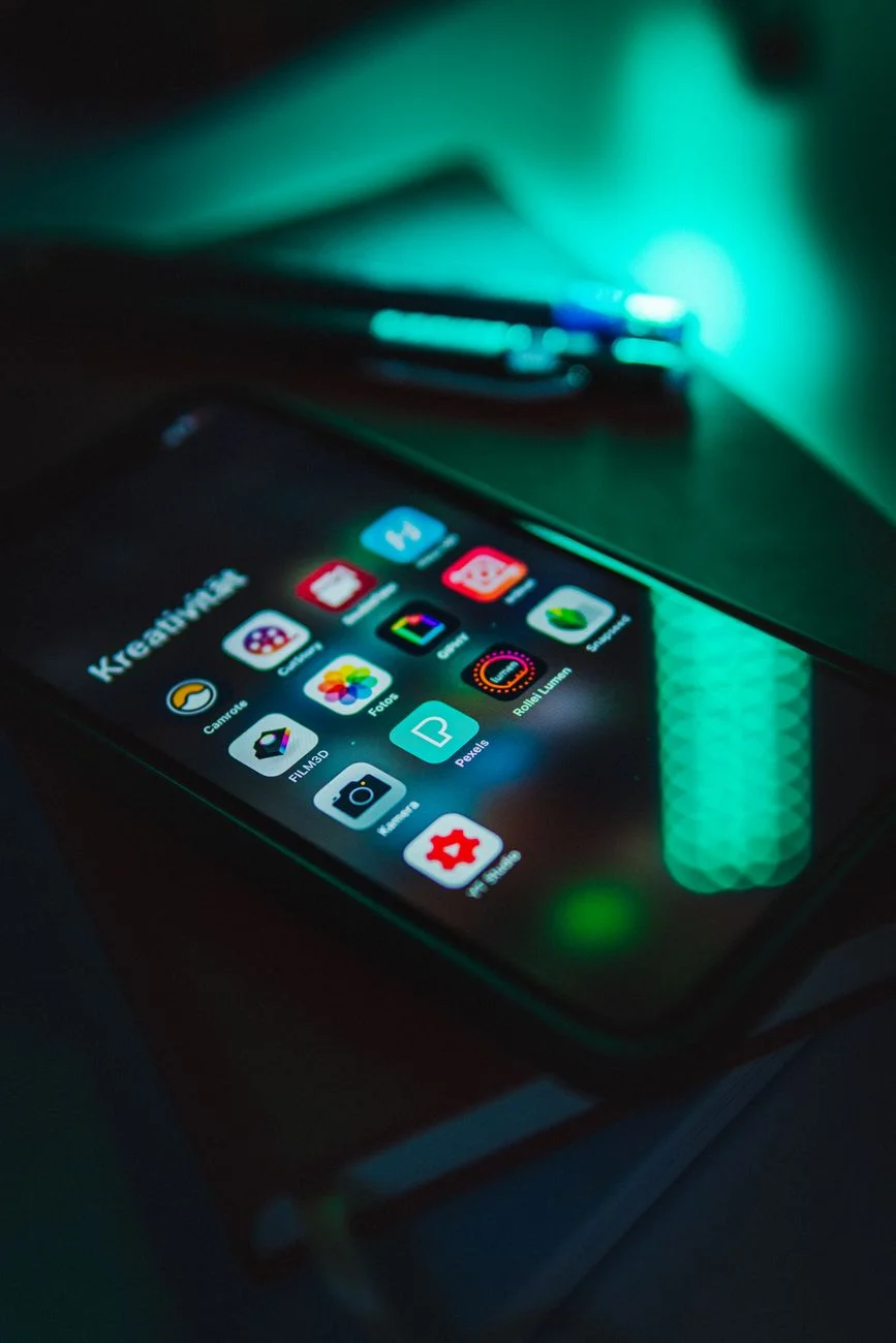 close up photo of a smartphone